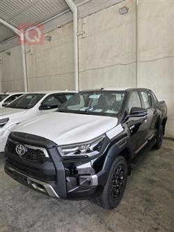 تويوتا هايلوكس